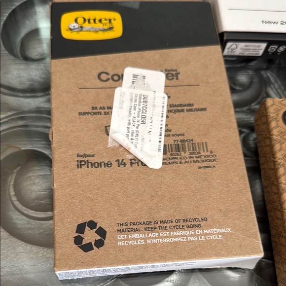 Variety of iPhone Cases - Picture 2 of 7